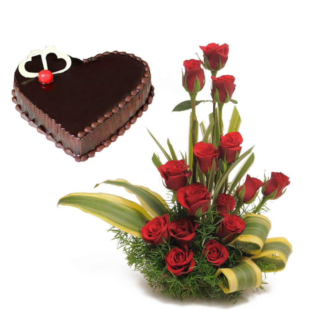 Buy cute flower basket with chocolate cake Online at Best Price | Od