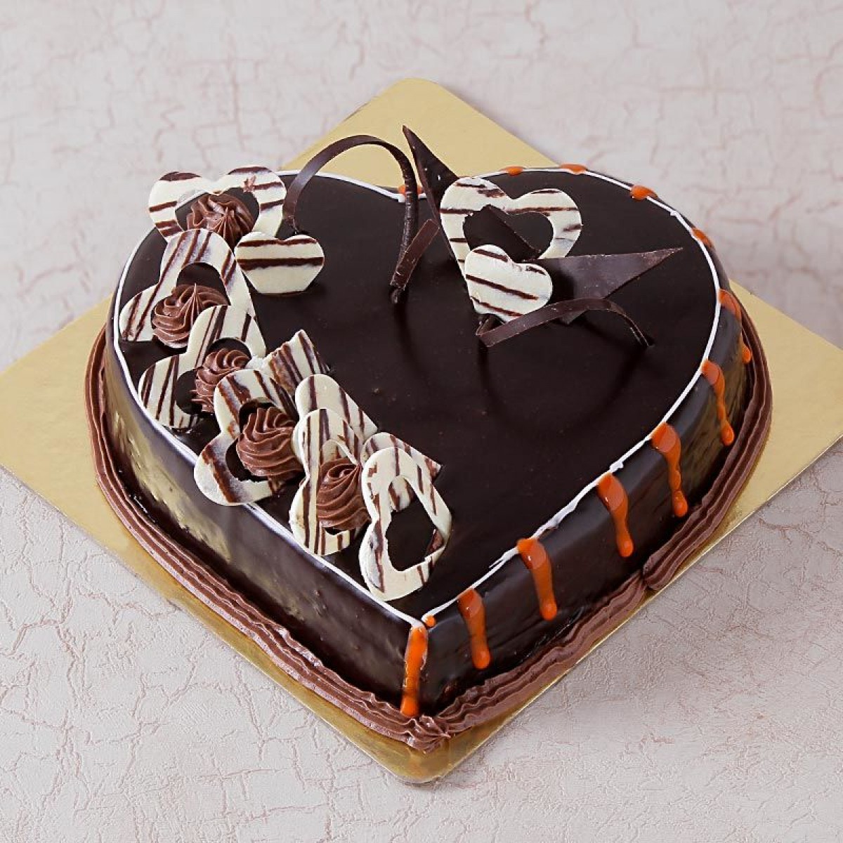 Buy Love you heart shape truffle cake Online at Best Price | Od