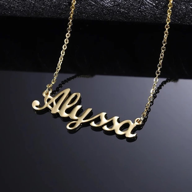 YAM ARTS / Customized/Personalized Single Hindi Name Necklace/Pendant/Keychain/Mangalsutra  Unisex Adult 24K Gold Plating And Laser Engraved Finish (Gold & Silver)