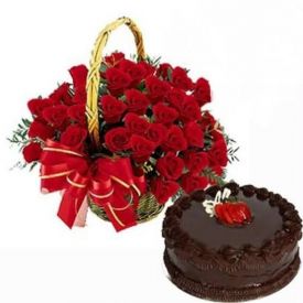 Cake with Red Roses In Basket