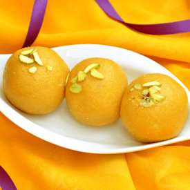 Besan ladoo