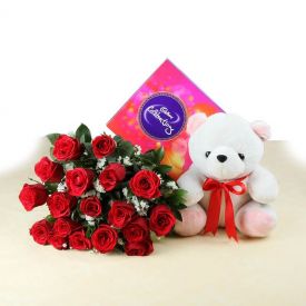 Combo with Red roses