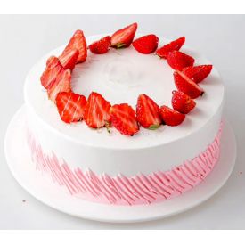 Strawberry Cream Cake