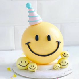 Smiley Pinata Cake