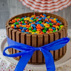 Kitkat Gems Cake