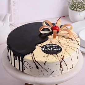 Elegant Christmas Cake