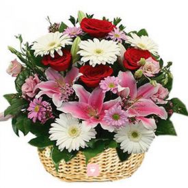 Mixed flowers arrangements