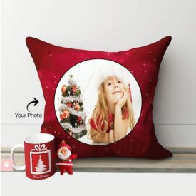 Pillow, Mug with small Santa