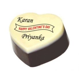 Valentine day couple chocolate