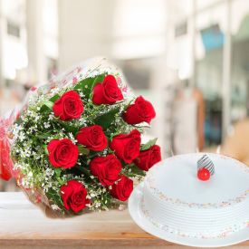 Red Roses with Vanilla Cake