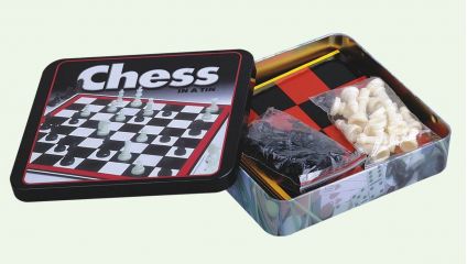 Tin chess set