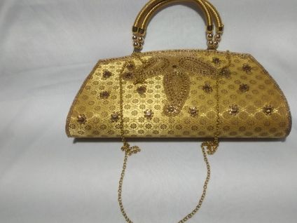 Awesome Bag With Pearls