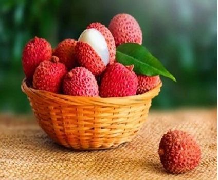 Fresh Litchi in basket