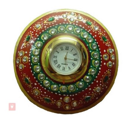 Round watch