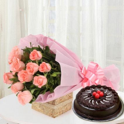 Pink Roses with chocolate Cake