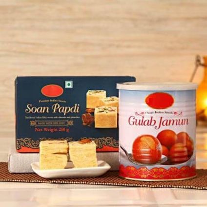 Soan Papdi With Gulab Jamun