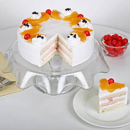 Fruits Vanilla Cake