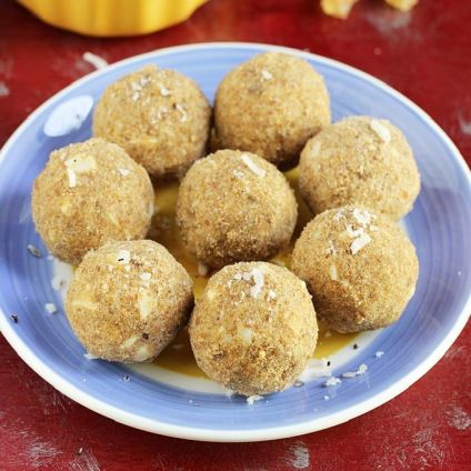 Gondh Laddu With Box 