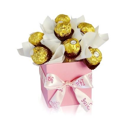 Ferrero rocher with square shape vase