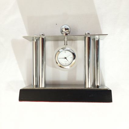 Metallic Table Clock