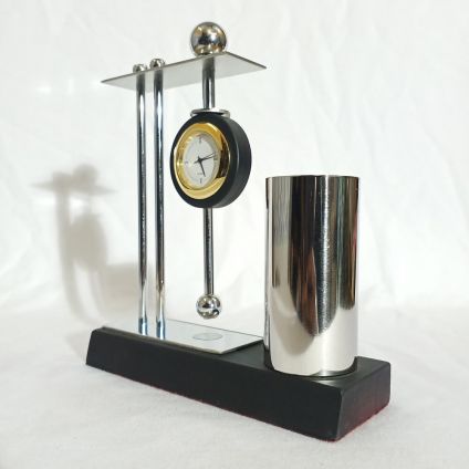 Unique Pen Stand with Clock