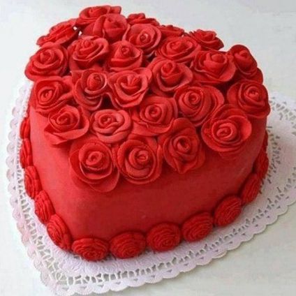 Red Floral Heart Cake
