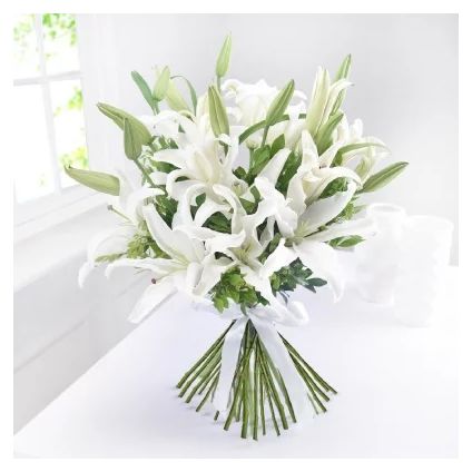 Bunch of 10 white lilies