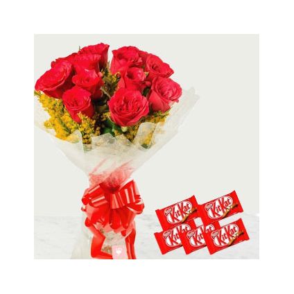 Sweetest Love - Red Roses And Chocolates