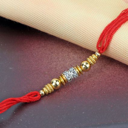 Rakhi Simplicity