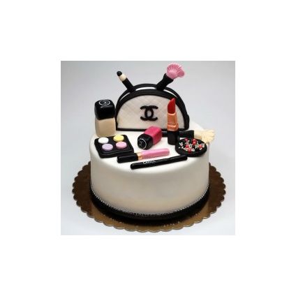 Glam woman day fondant cake 2 kg